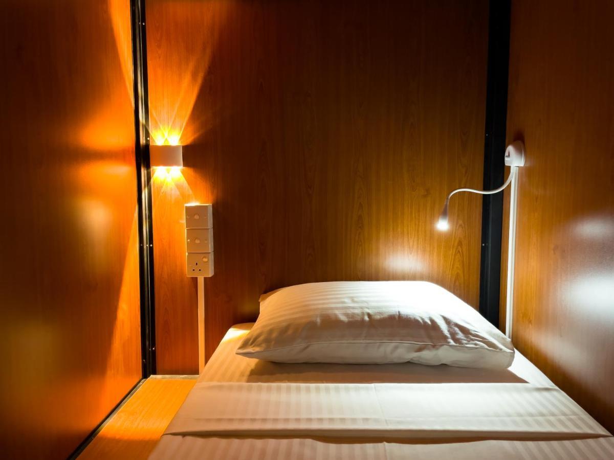 Lost & Found Hostel ウェリガマ エクステリア 写真
